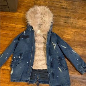 Trendy Faux fur distressed denim coat